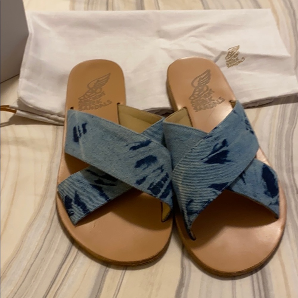 Ancient Greek sandals